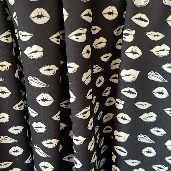 Hutch Anthropologie Black Scuba Dress Lip Print Hand Pockets Plus Size 2X - Picture 4 of 11